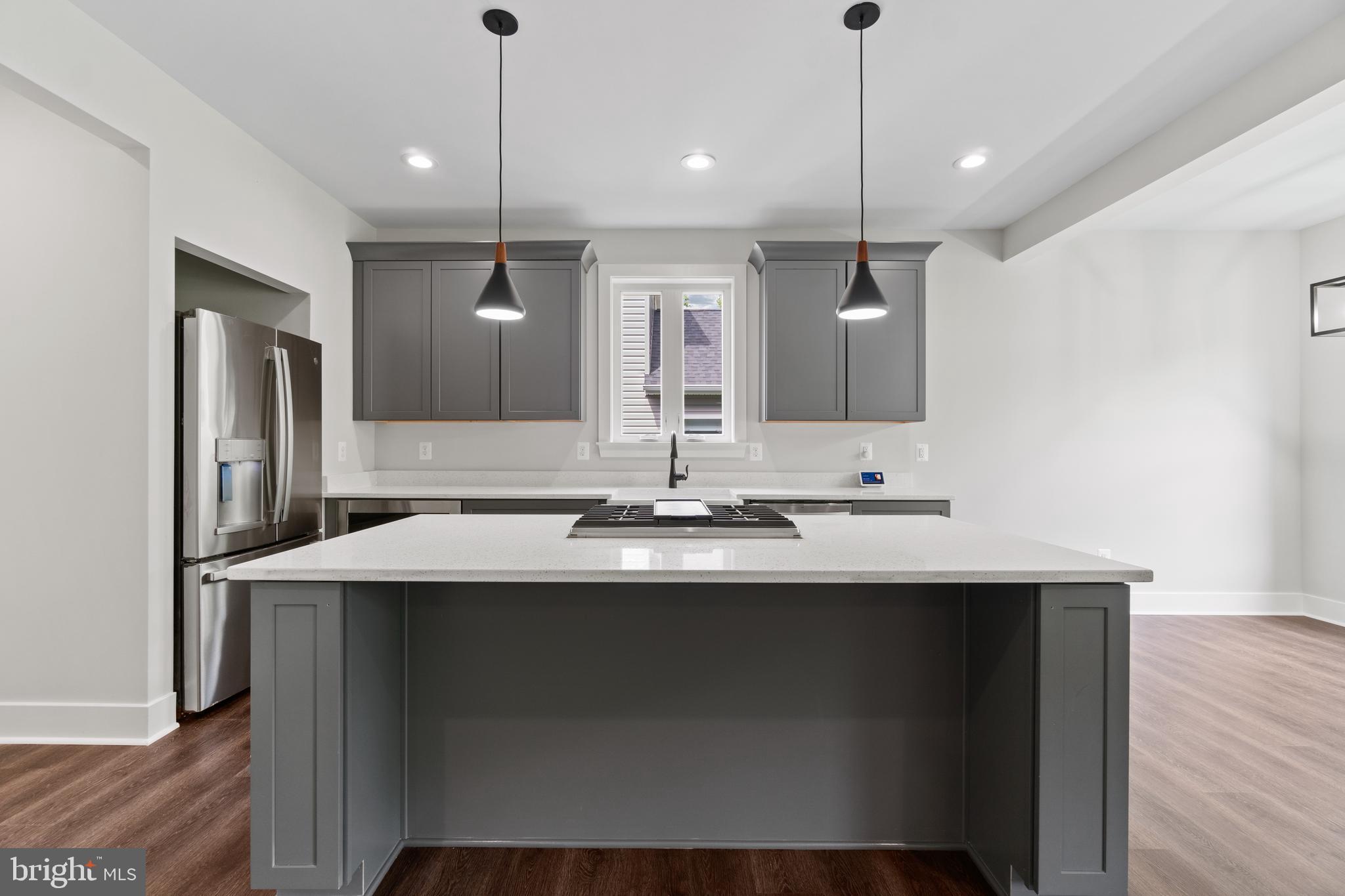 TRITON COMMONS - Residential