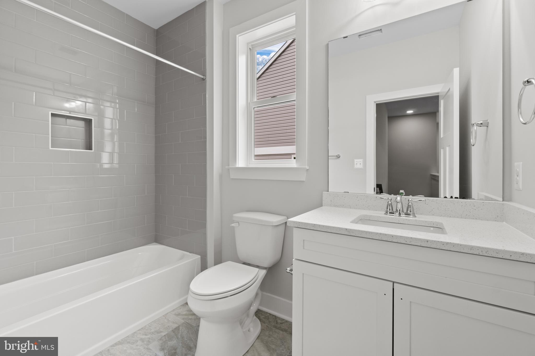 TRITON COMMONS - Residential