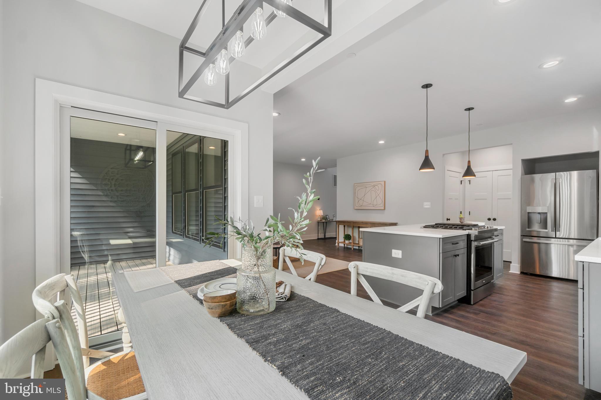 TRITON COMMONS - Residential