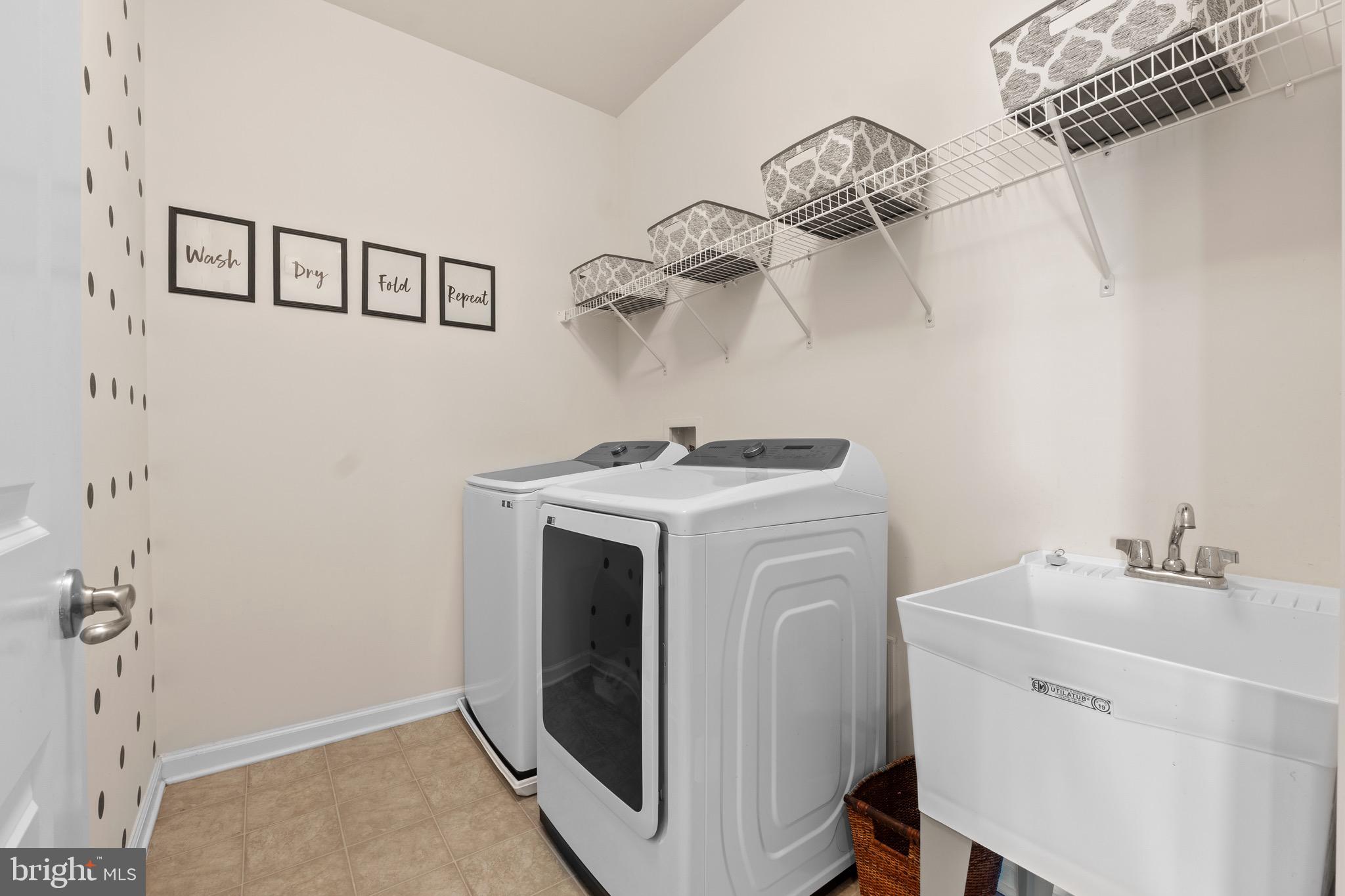 WATERFORD HILLS - Residential