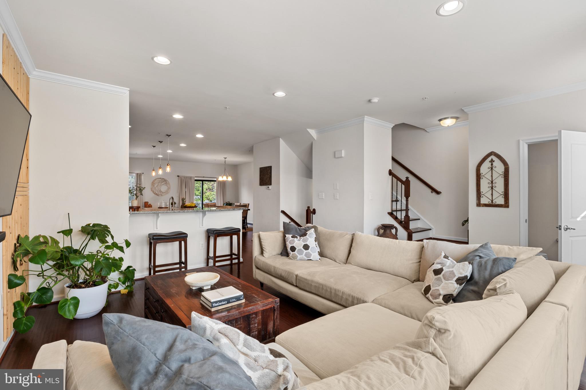 WATERFORD HILLS - Residential