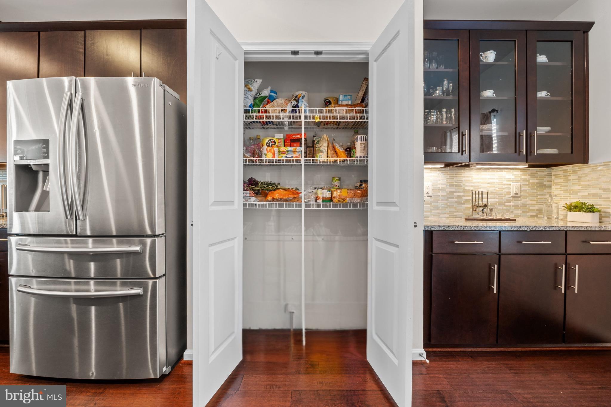 WATERFORD HILLS - Residential