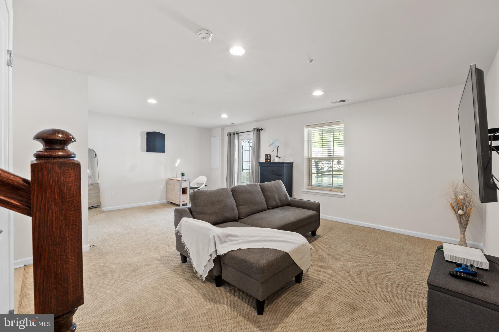 WATERFORD HILLS - Residential