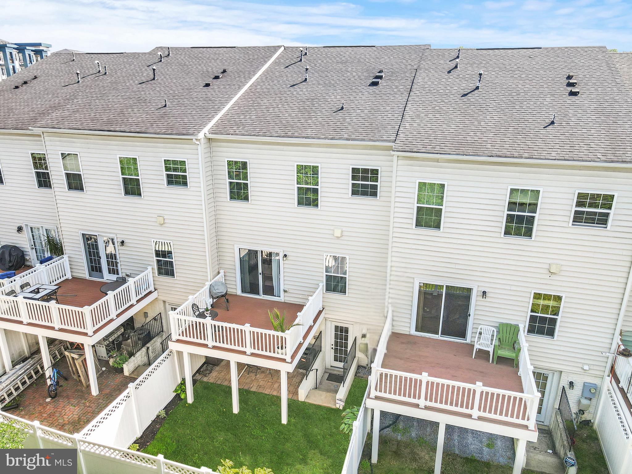 WATERFORD HILLS - Residential