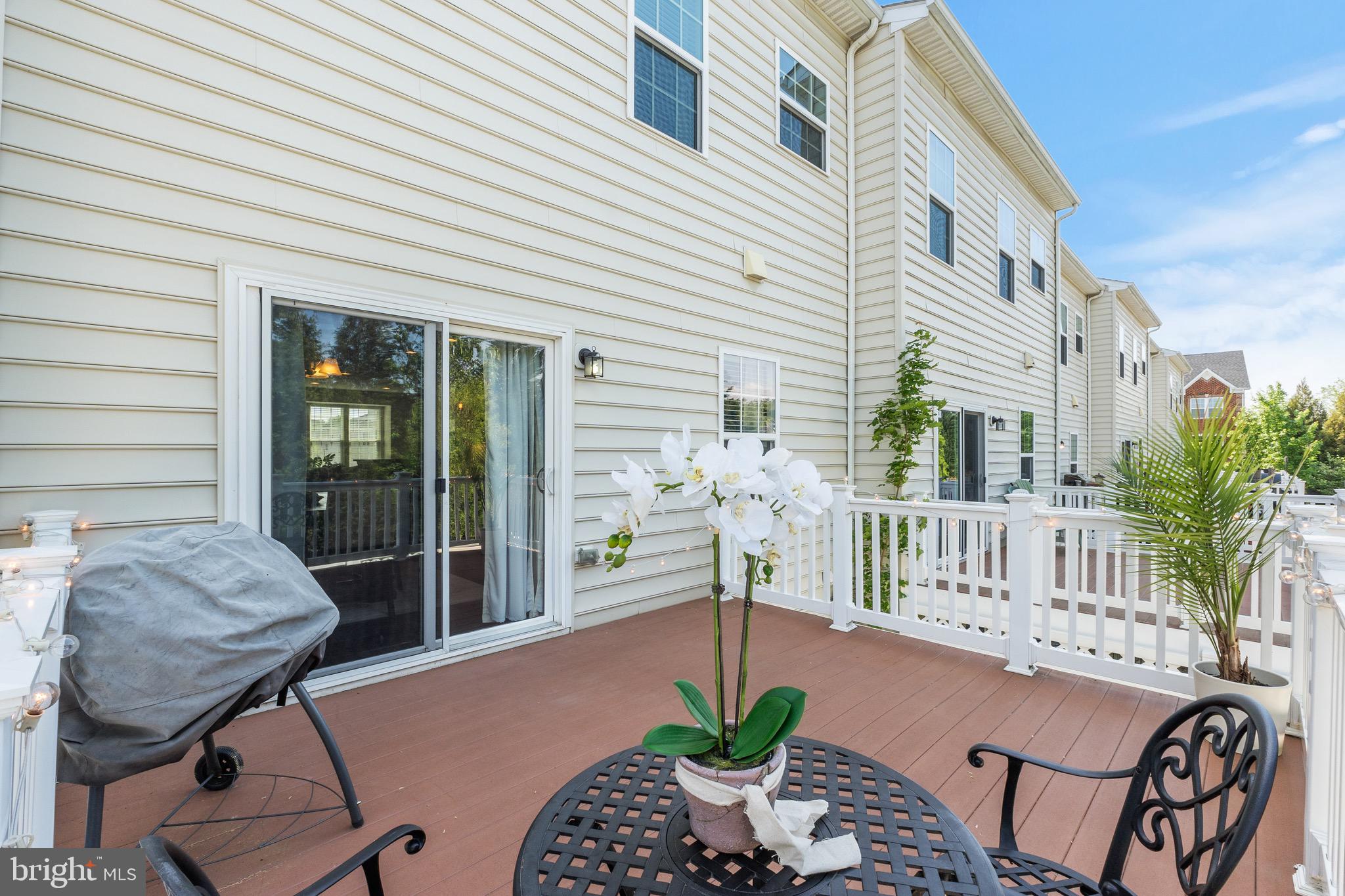 WATERFORD HILLS - Residential