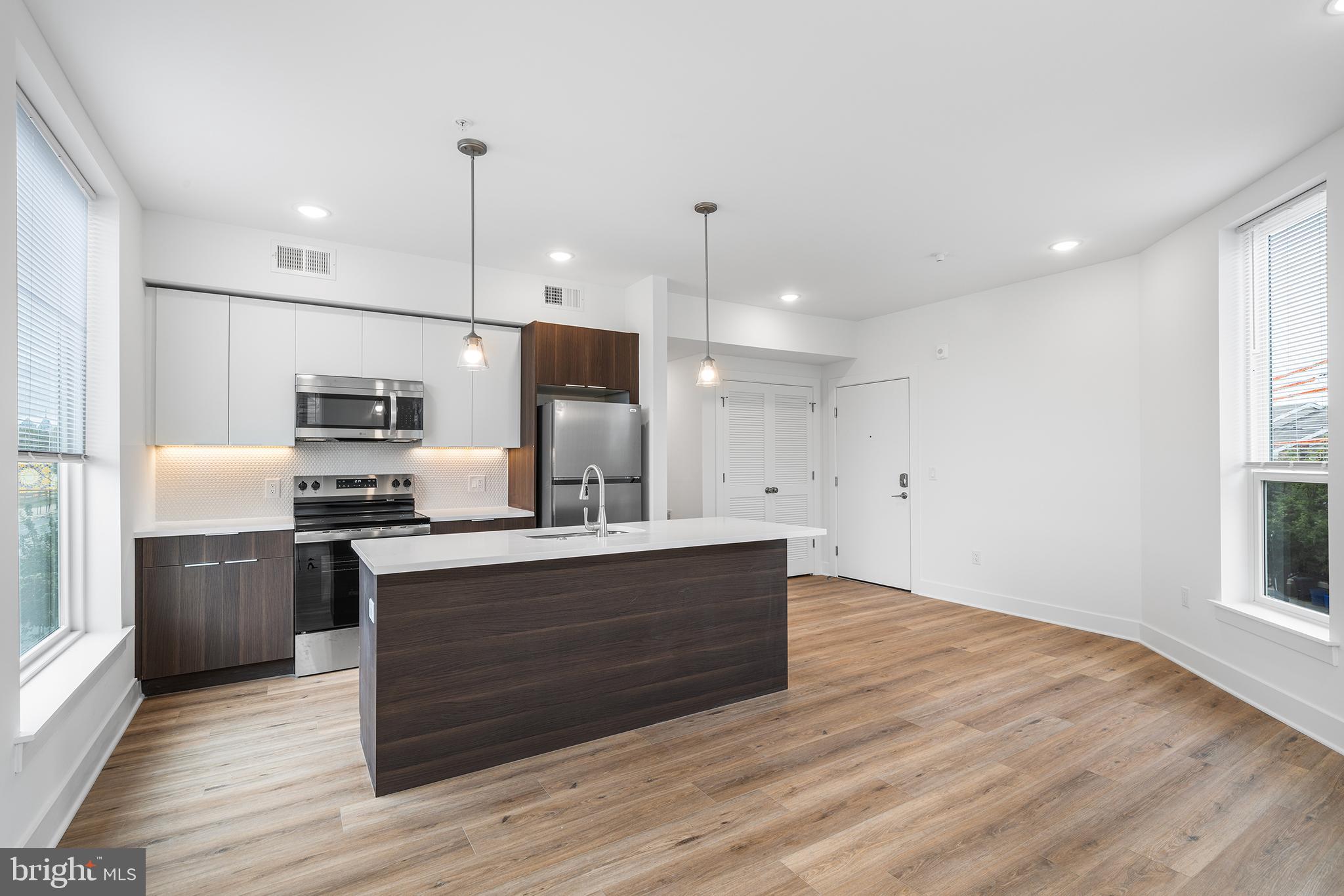 4324 LANCASTER AVENUE 302