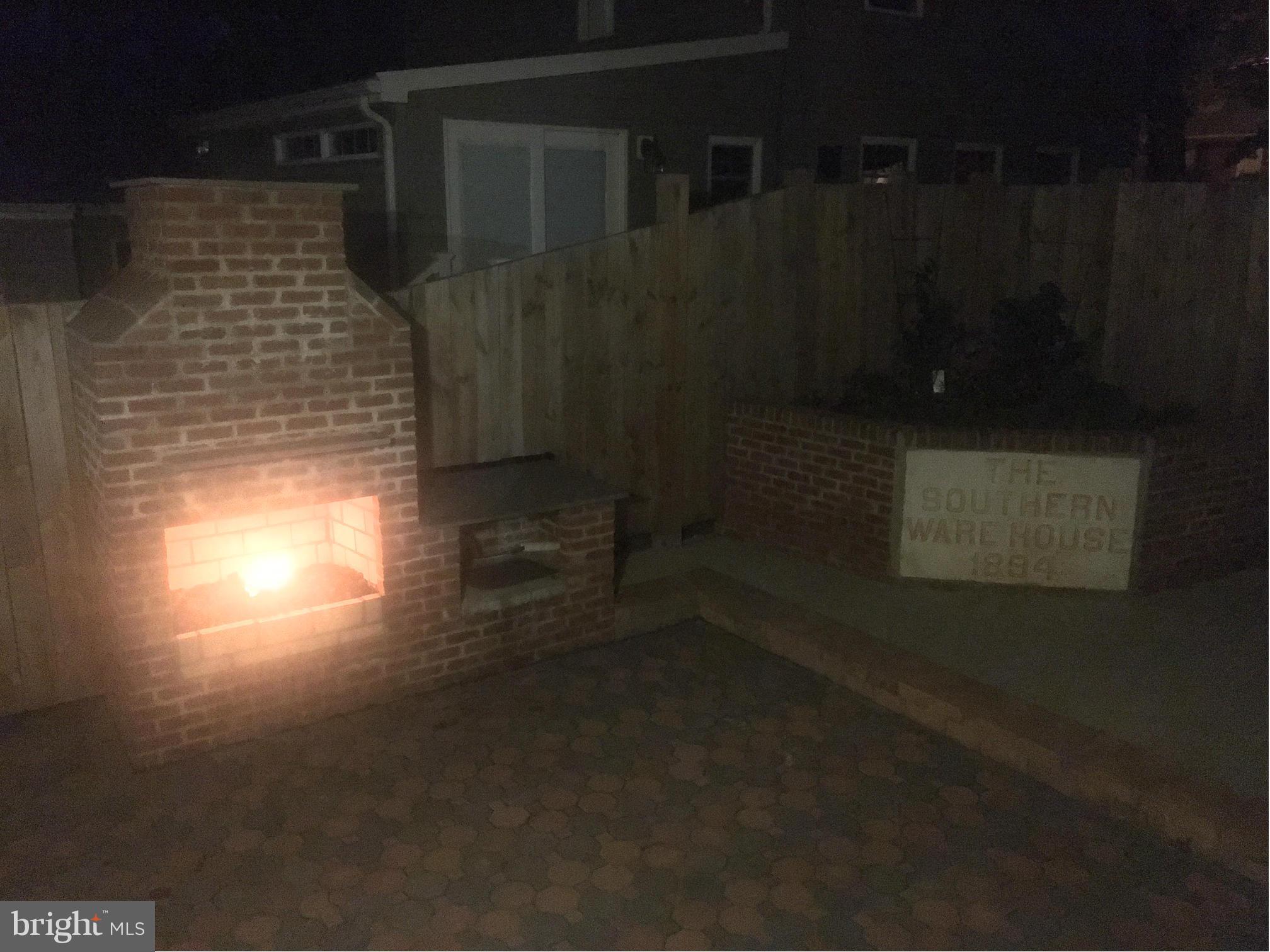 COLLEGE HEIGHTS - Residential