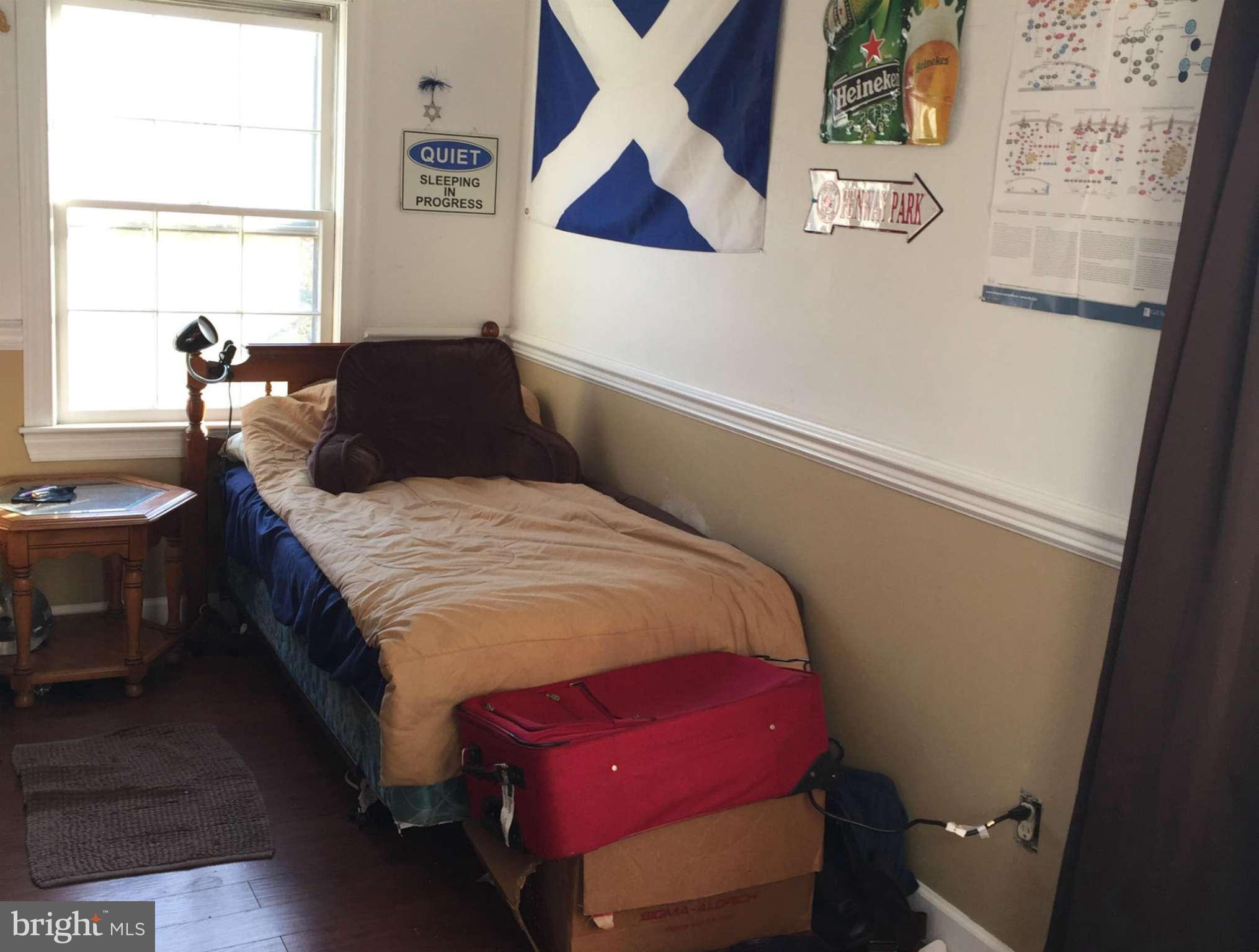 COLLEGE HEIGHTS - Residential