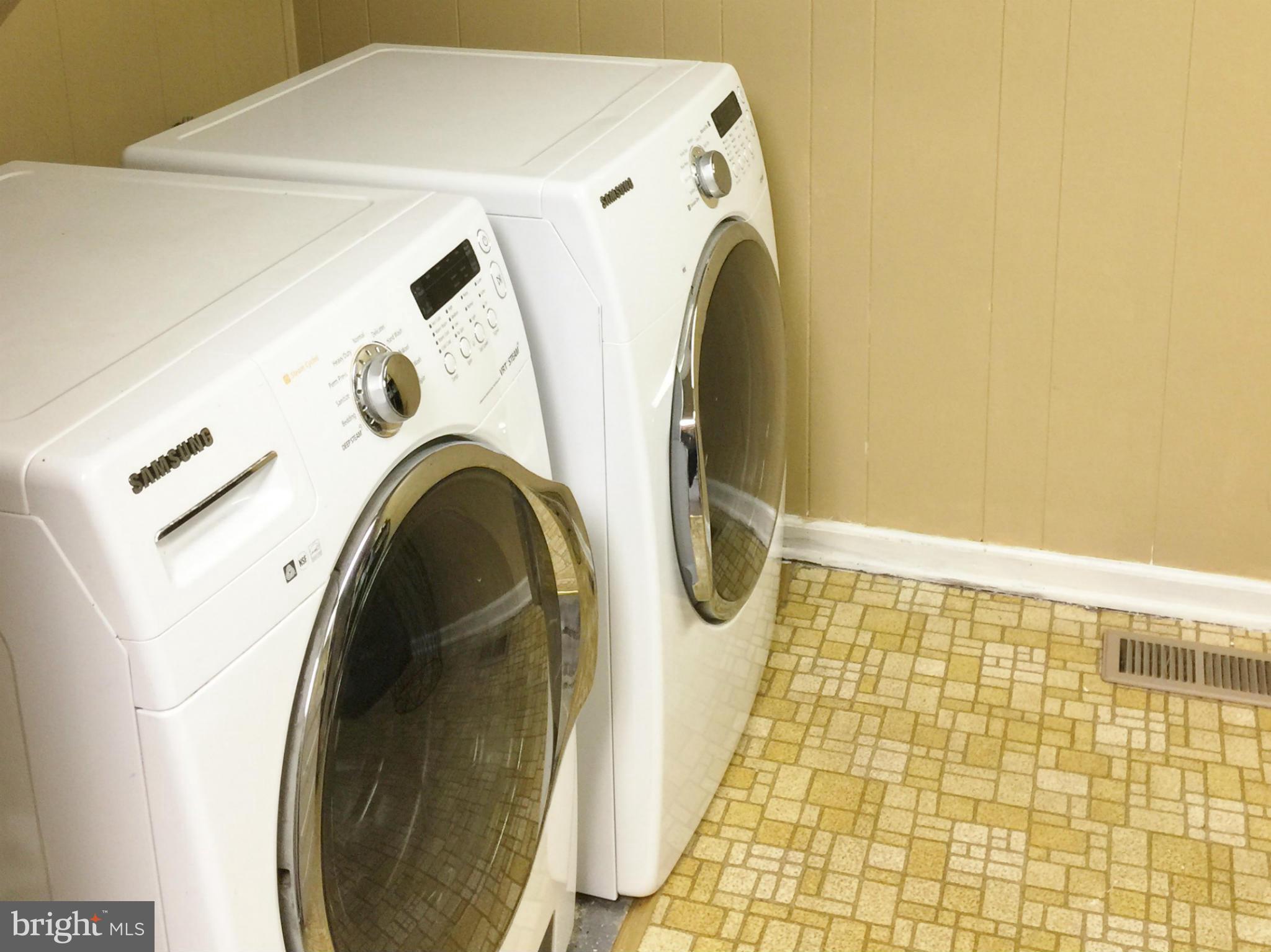 COLLEGE HEIGHTS - Residential