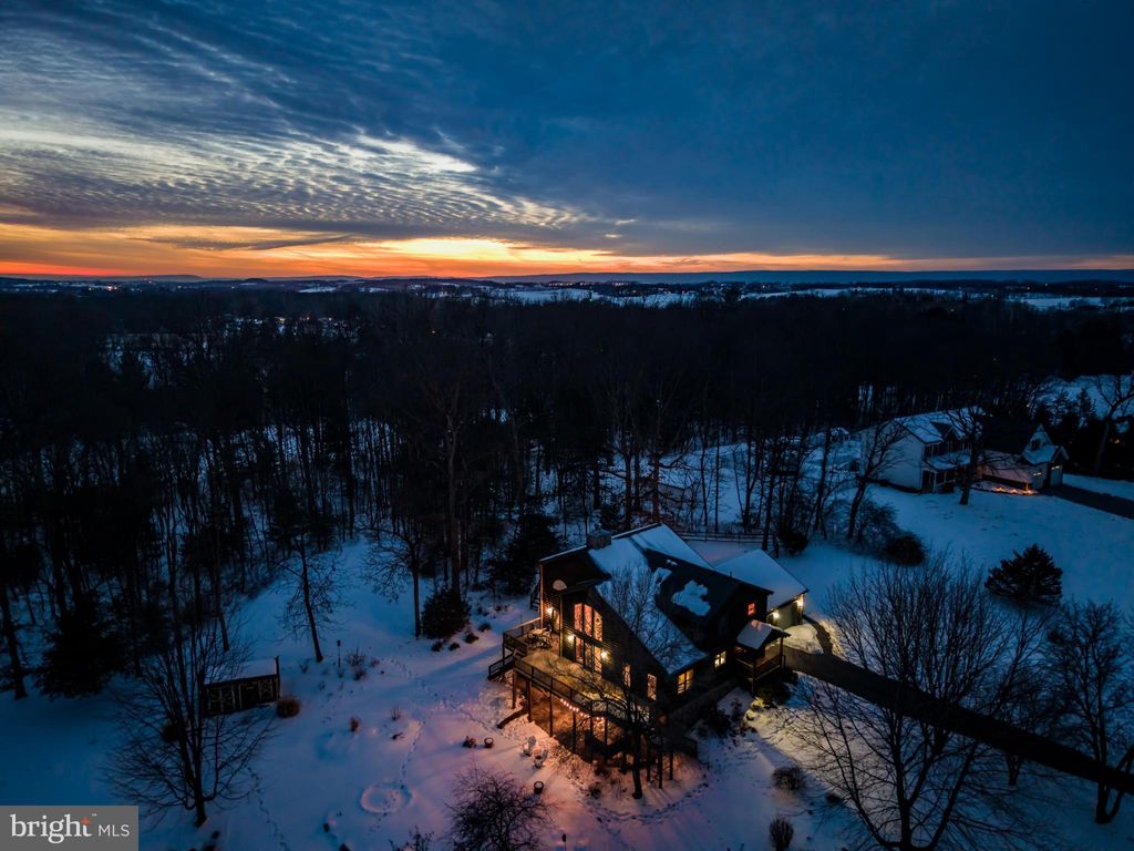 Photo of 27 Chelsea Lane, CARLISLE, PA 17015 (MLS # PACB2050536)