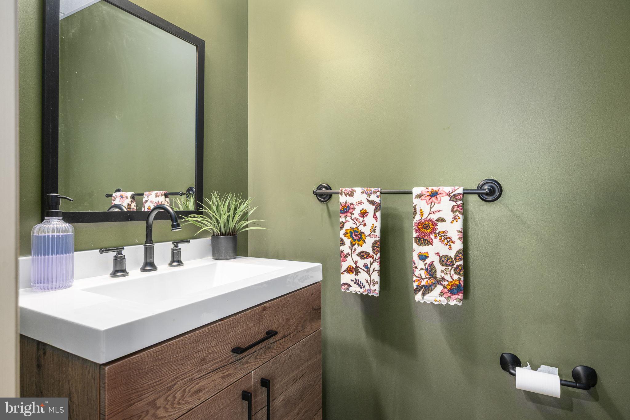 SNOWDEN VILLAGE - Residential