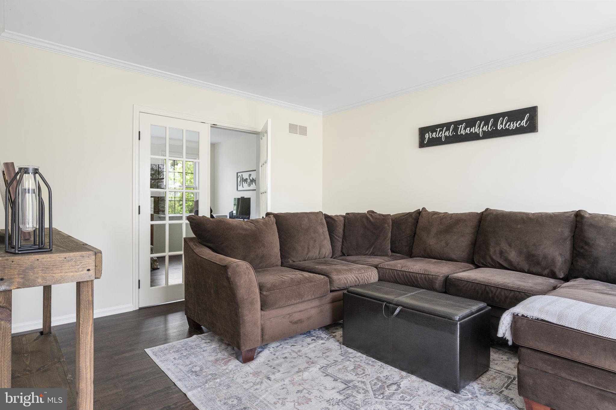 SNOWDEN VILLAGE - Residential