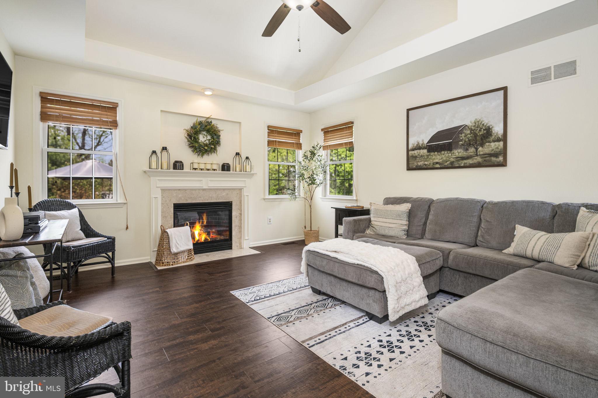 SNOWDEN VILLAGE - Residential