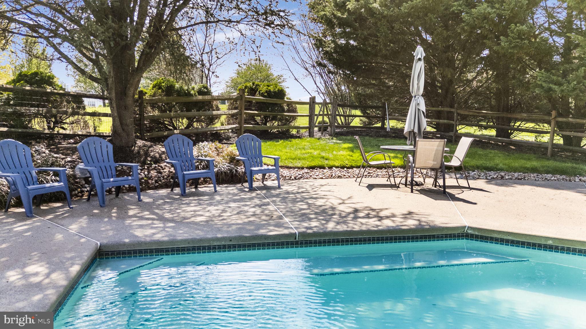 SNOWDEN VILLAGE - Residential