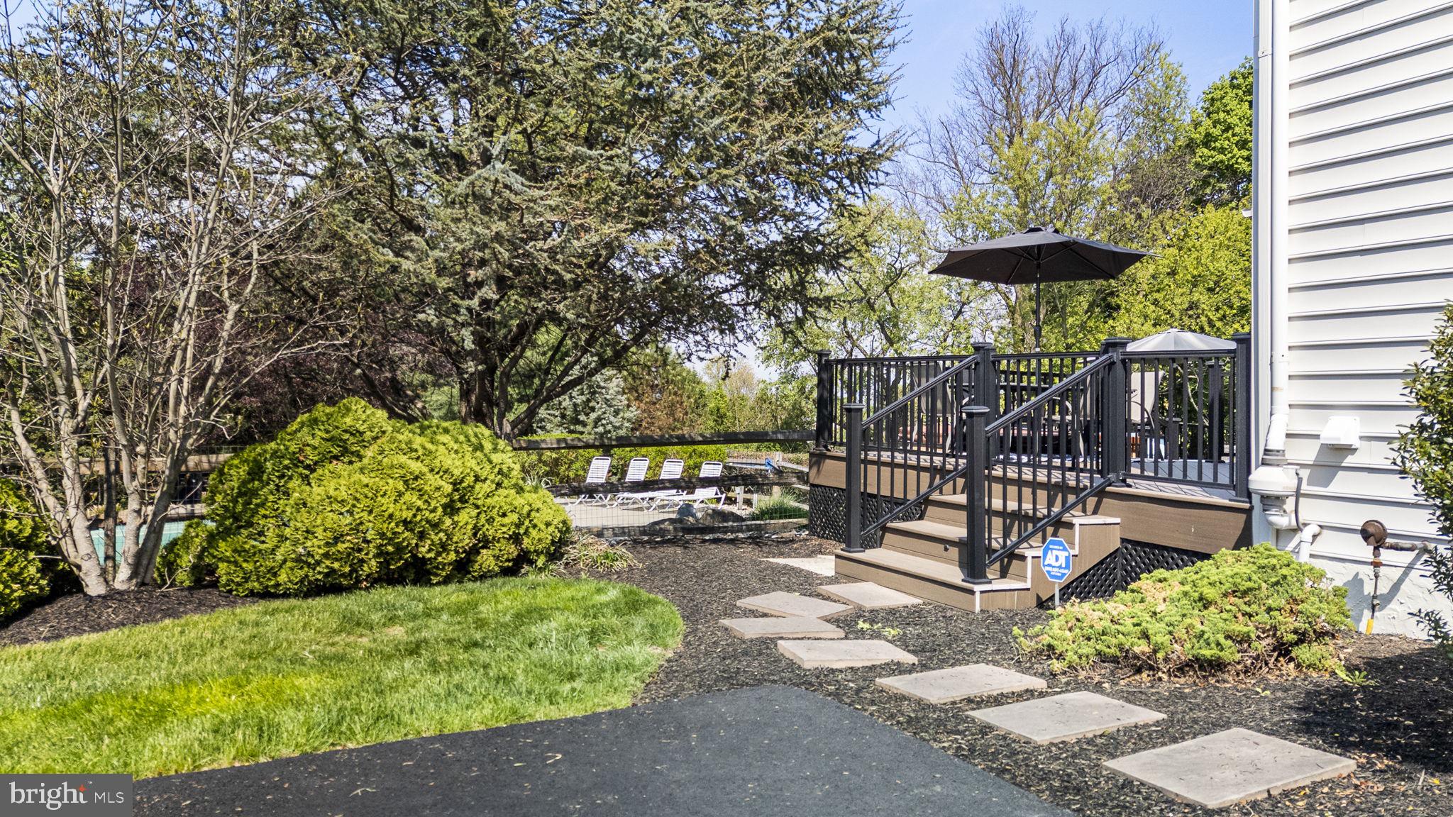 SNOWDEN VILLAGE - Residential