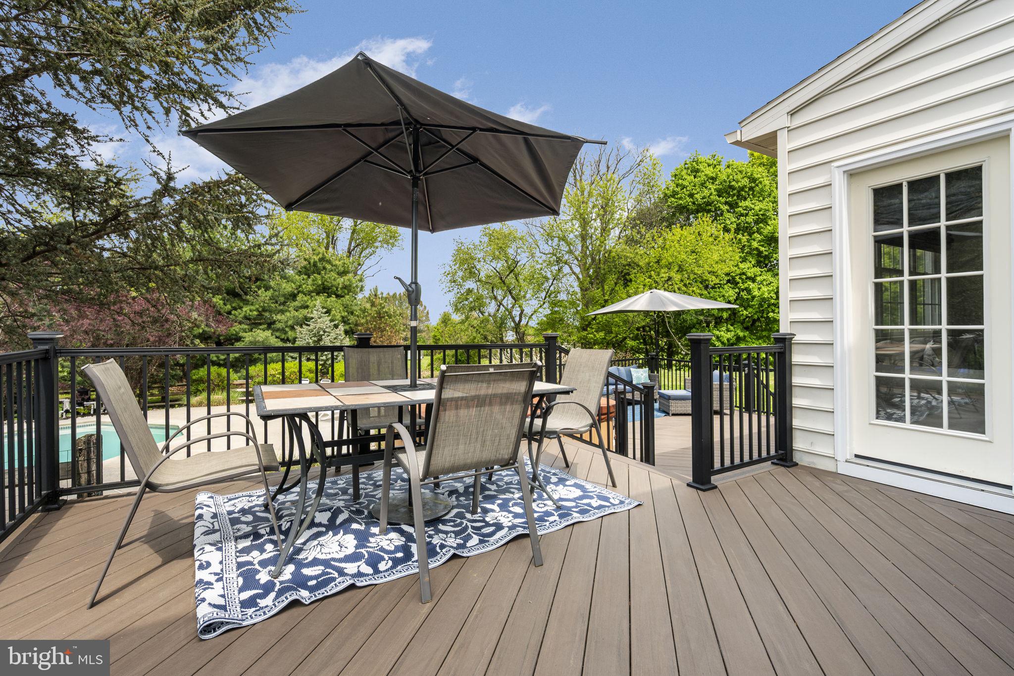 SNOWDEN VILLAGE - Residential