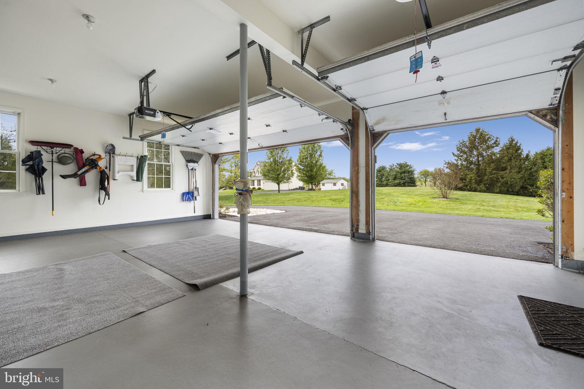 SNOWDEN VILLAGE - Residential