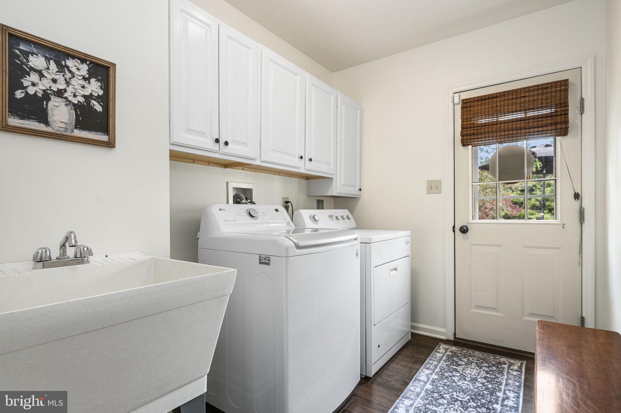 SNOWDEN VILLAGE - Residential