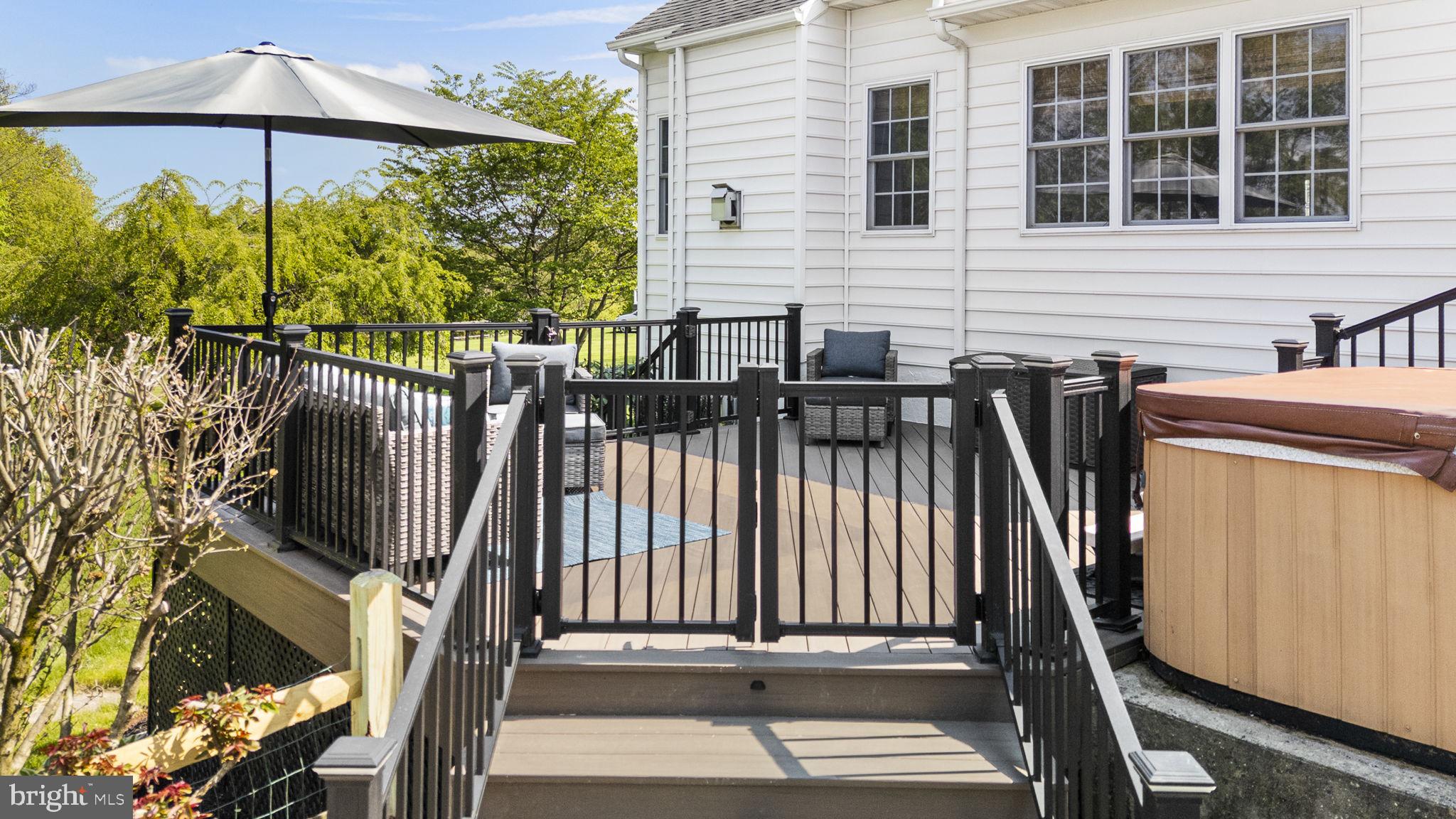 SNOWDEN VILLAGE - Residential