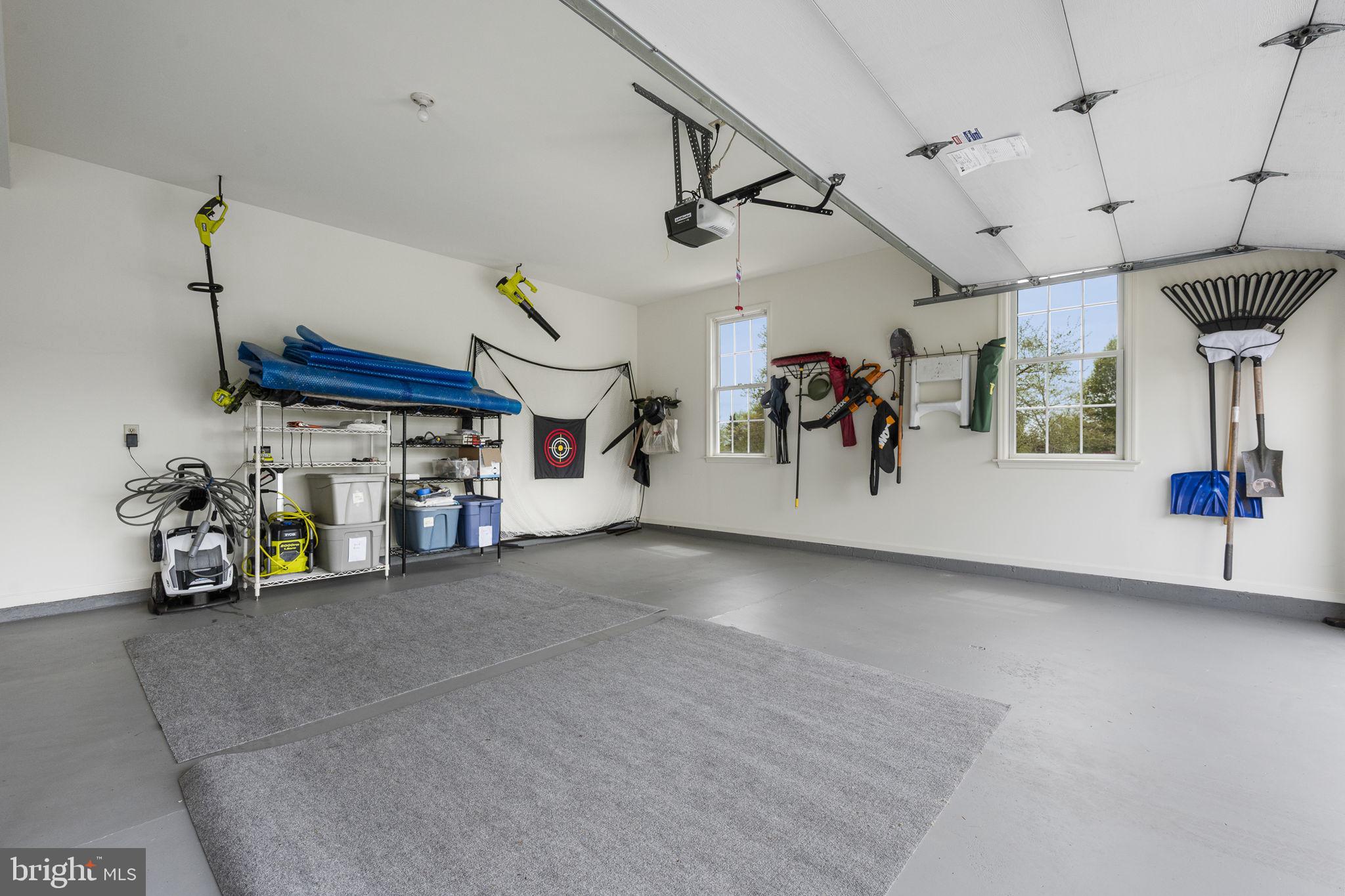 SNOWDEN VILLAGE - Residential