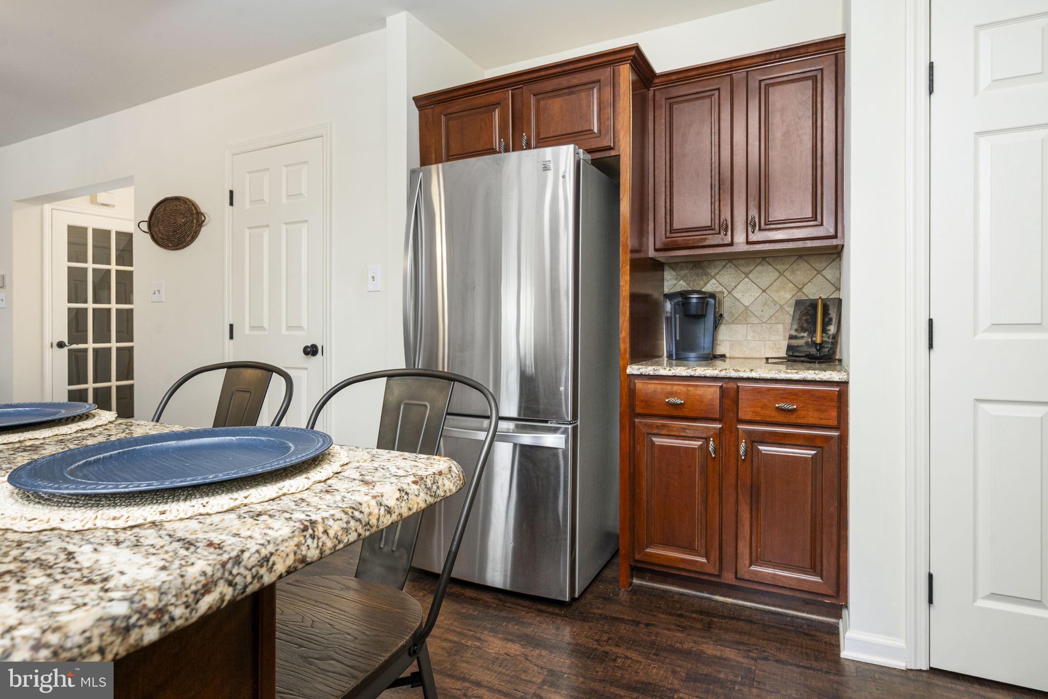 SNOWDEN VILLAGE - Residential