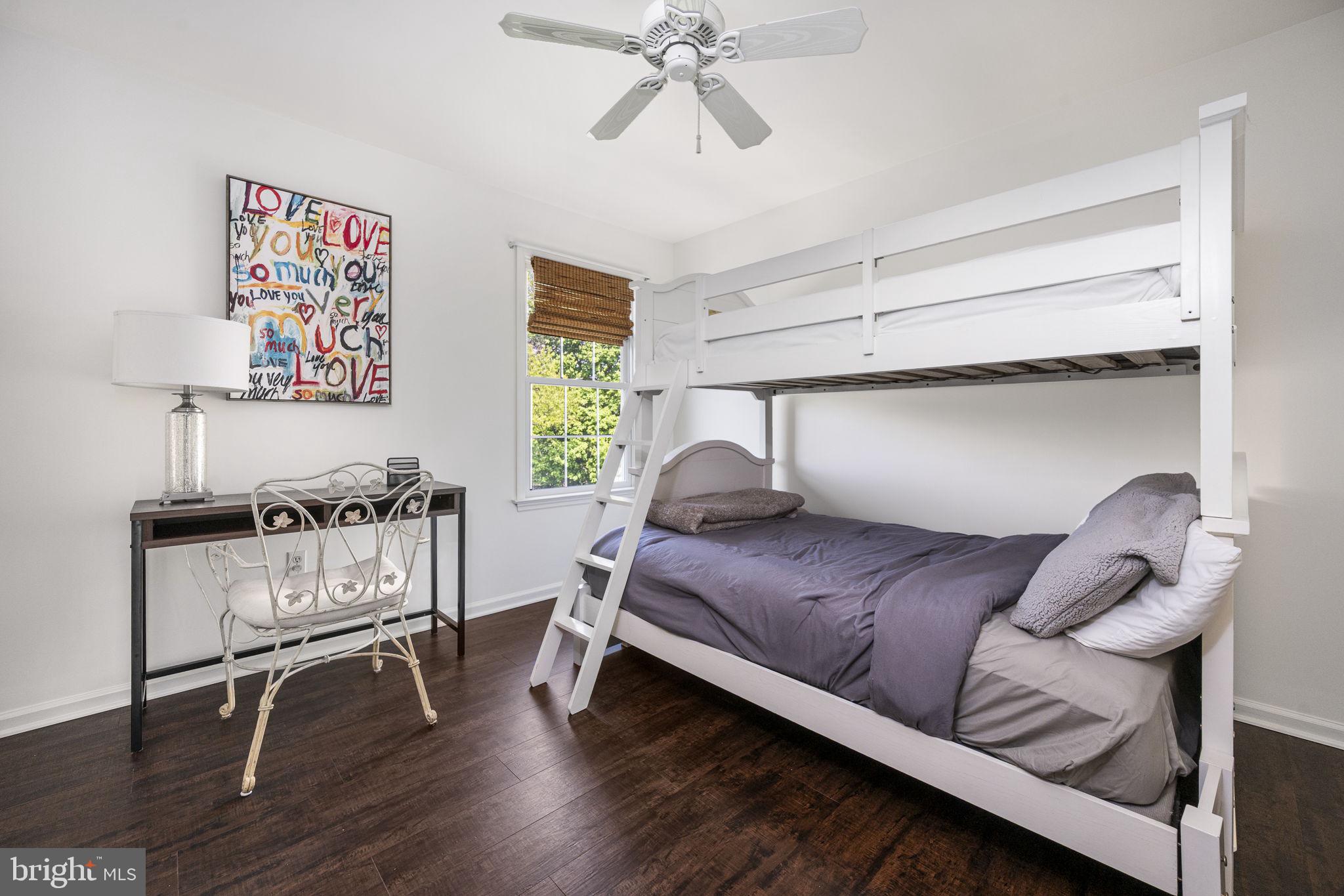 SNOWDEN VILLAGE - Residential