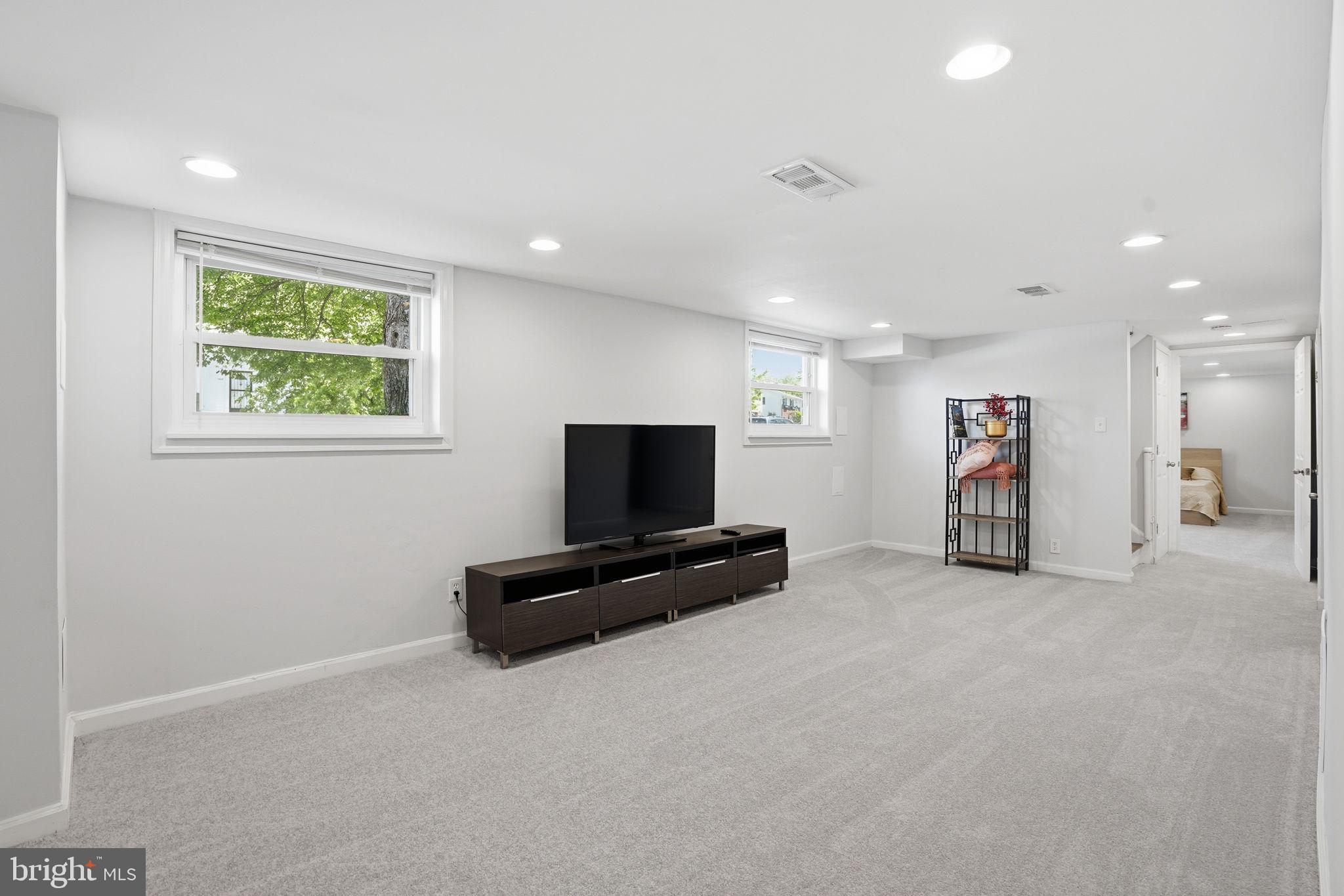 BIRCHWOOD CITY - Residential