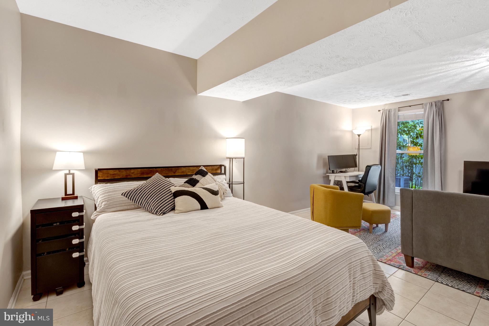 KEENE MILL VILLAGE - Residential