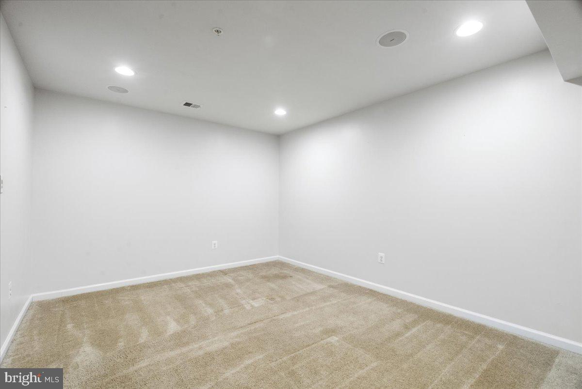 WAVERLY WOODS WEST - Residential