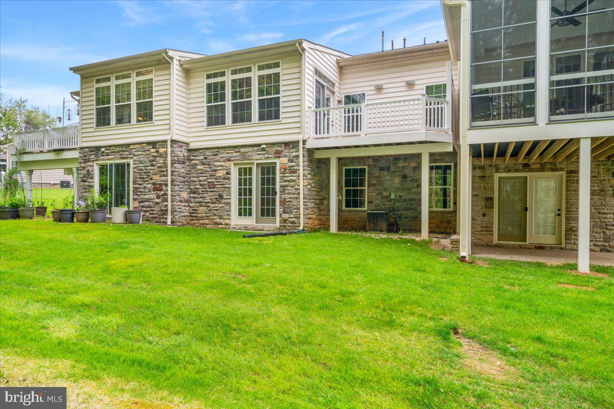 WAVERLY WOODS WEST - Residential