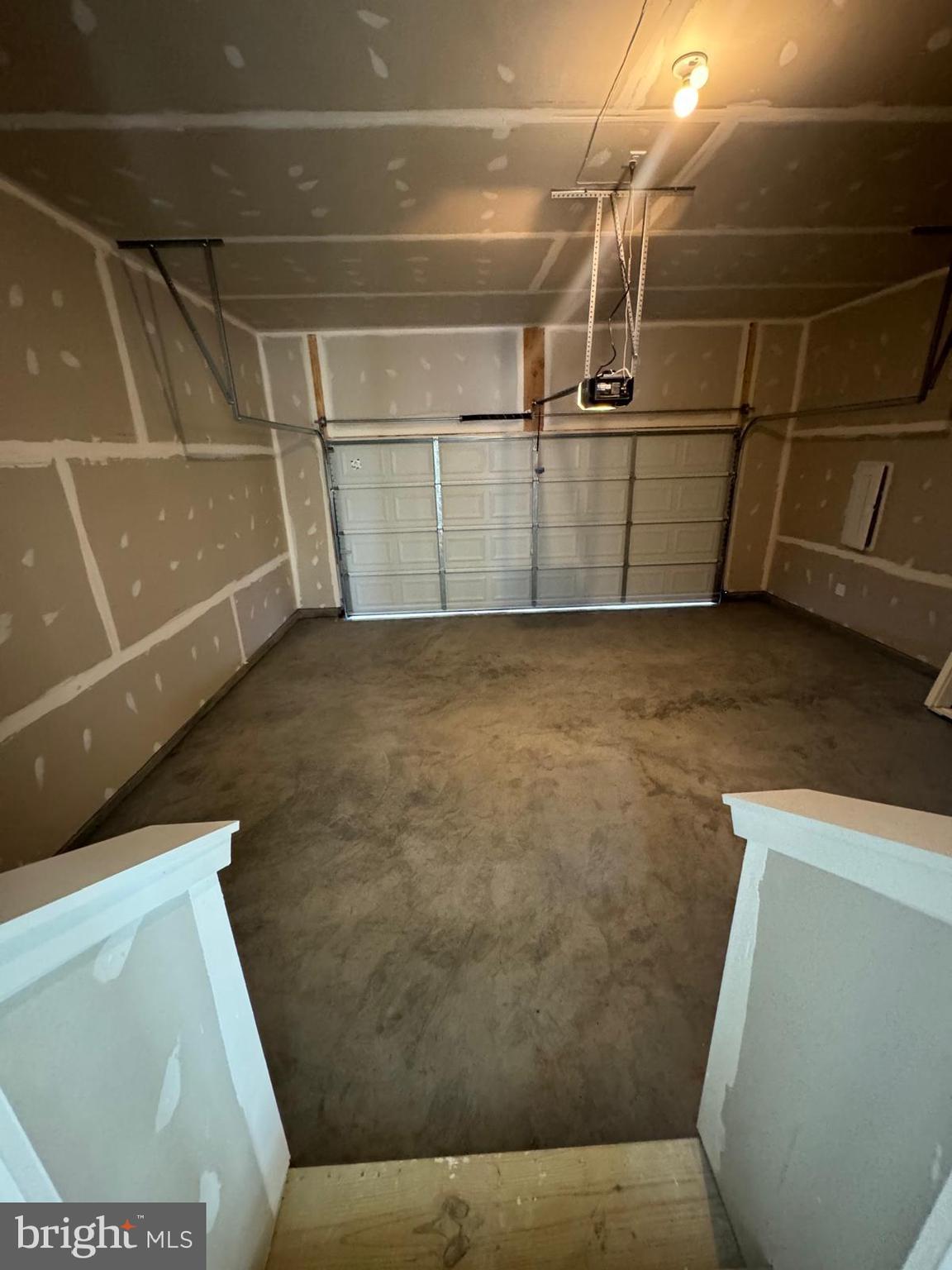 VALLEY VIEW - Residential Lease