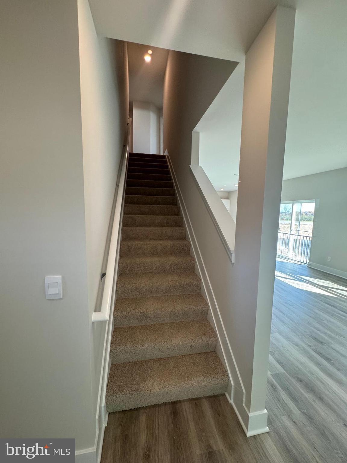 VALLEY VIEW - Residential Lease