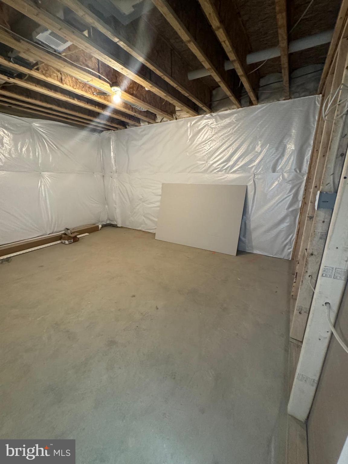 VALLEY VIEW - Residential Lease