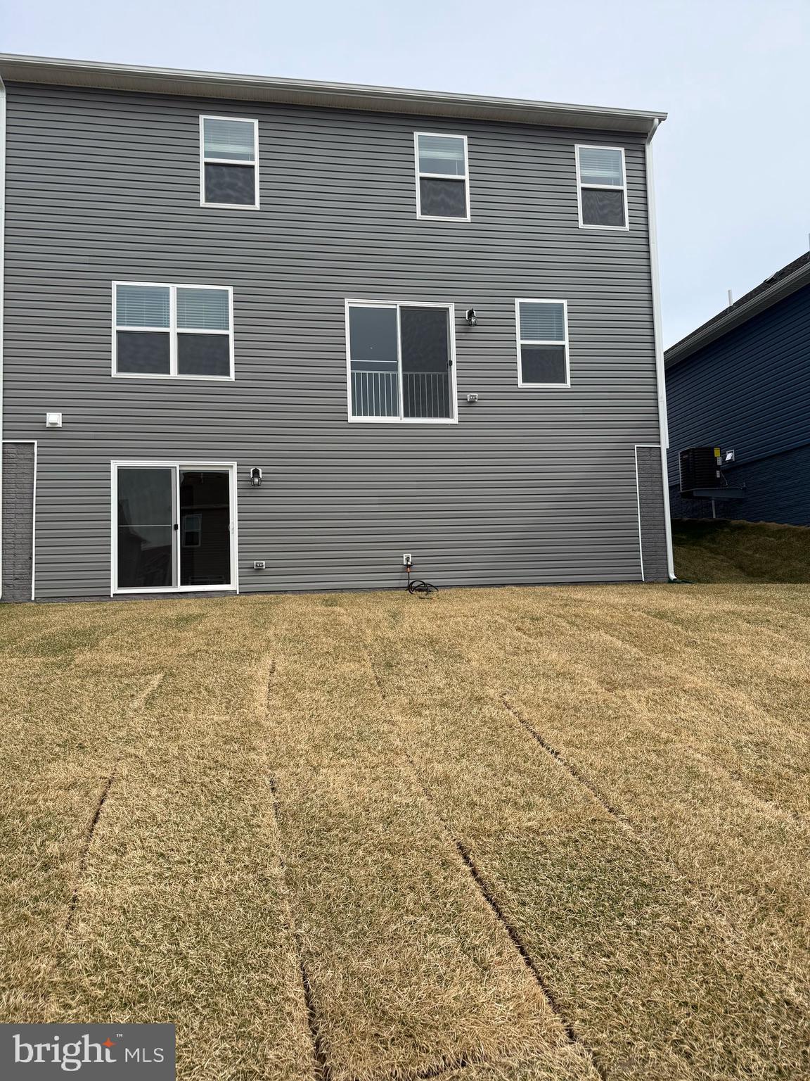 VALLEY VIEW - Residential Lease