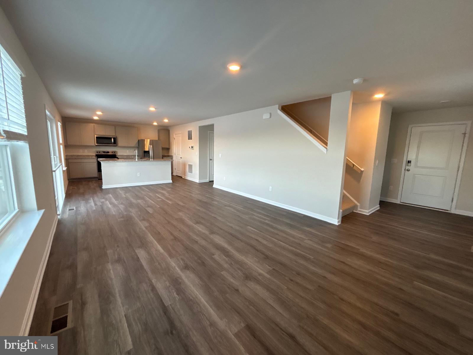 VALLEY VIEW - Residential Lease