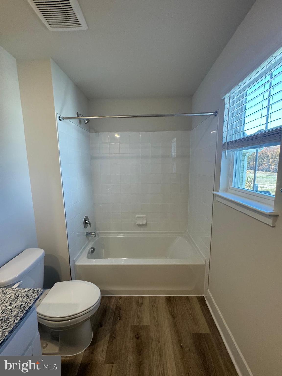 VALLEY VIEW - Residential Lease