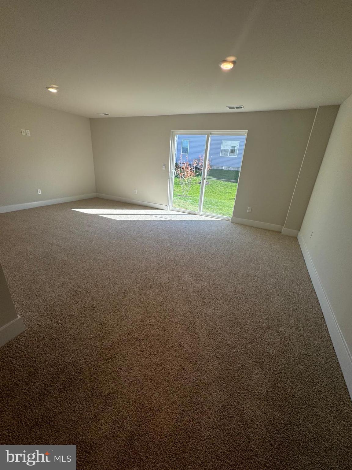 VALLEY VIEW - Residential Lease