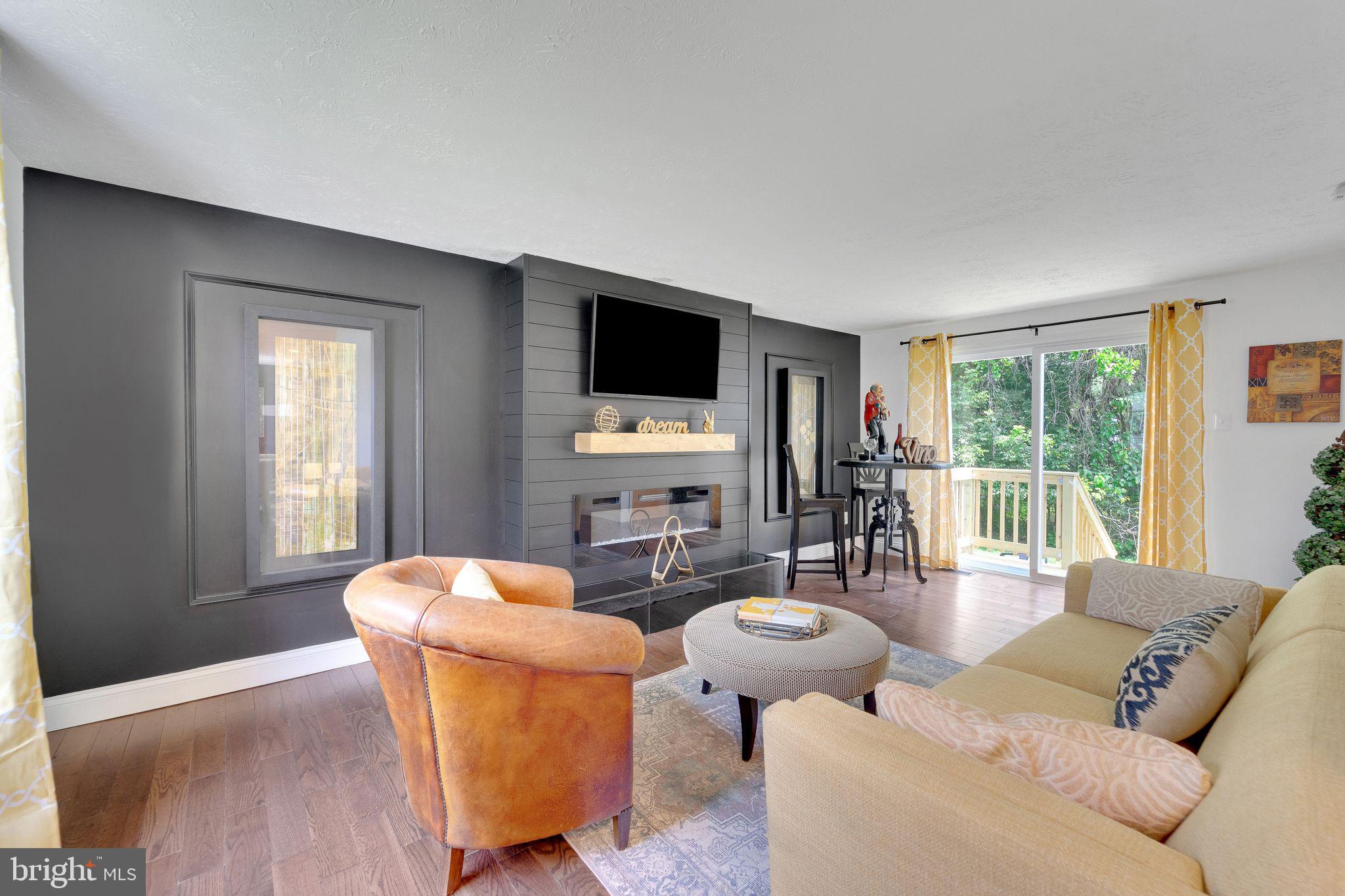 BROOKSIDE MANOR - Residential