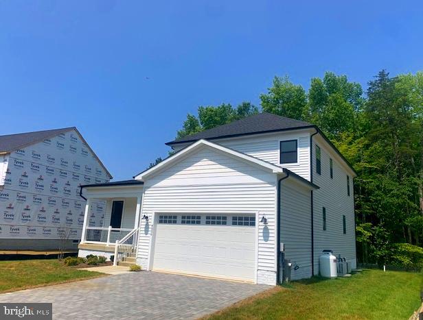 TRITON COMMONS - Residential