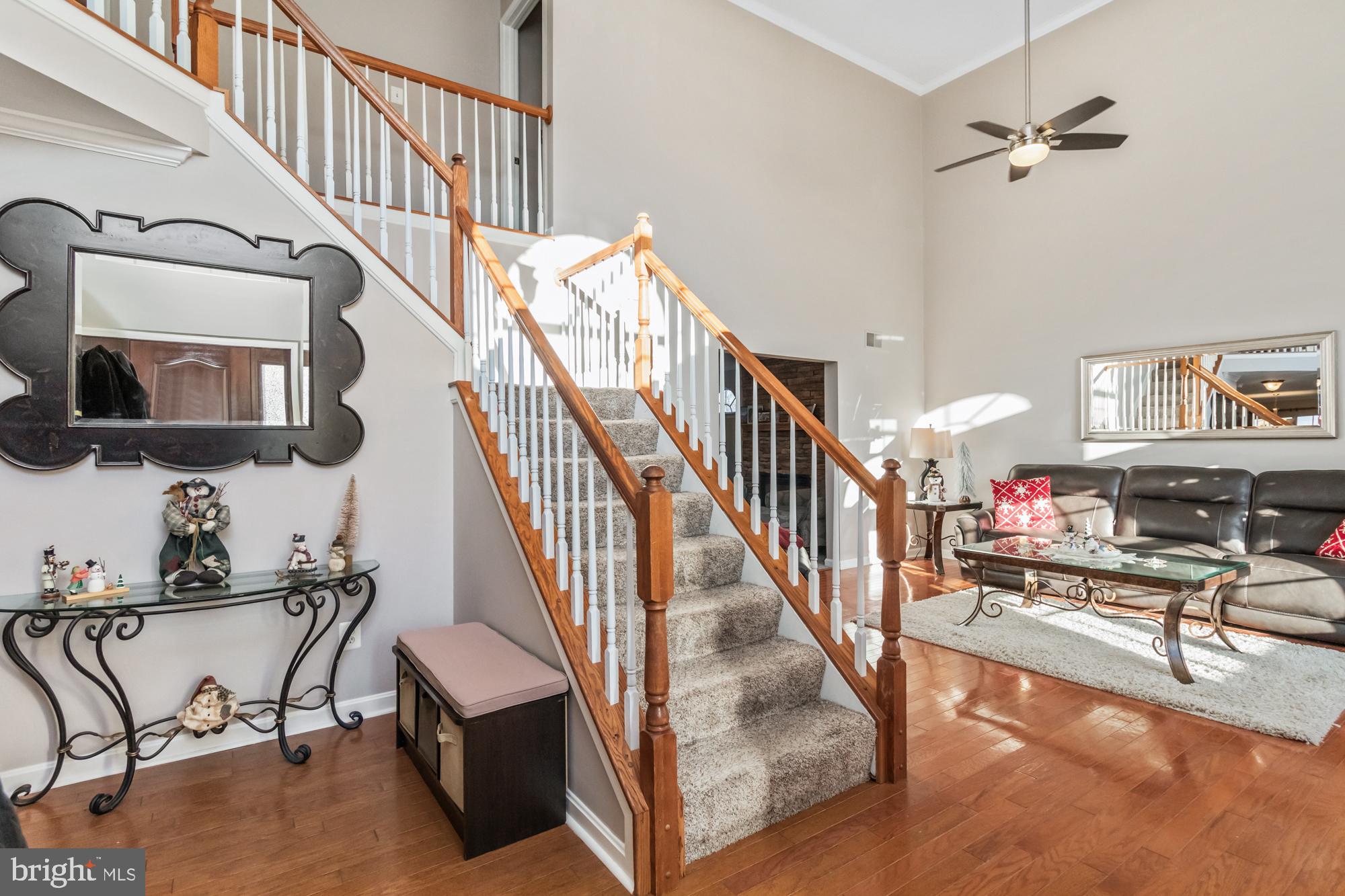 SADDLE RIDGE - Residential