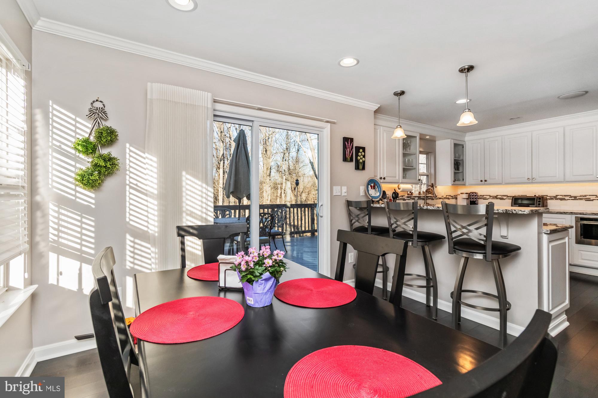 SADDLE RIDGE - Residential