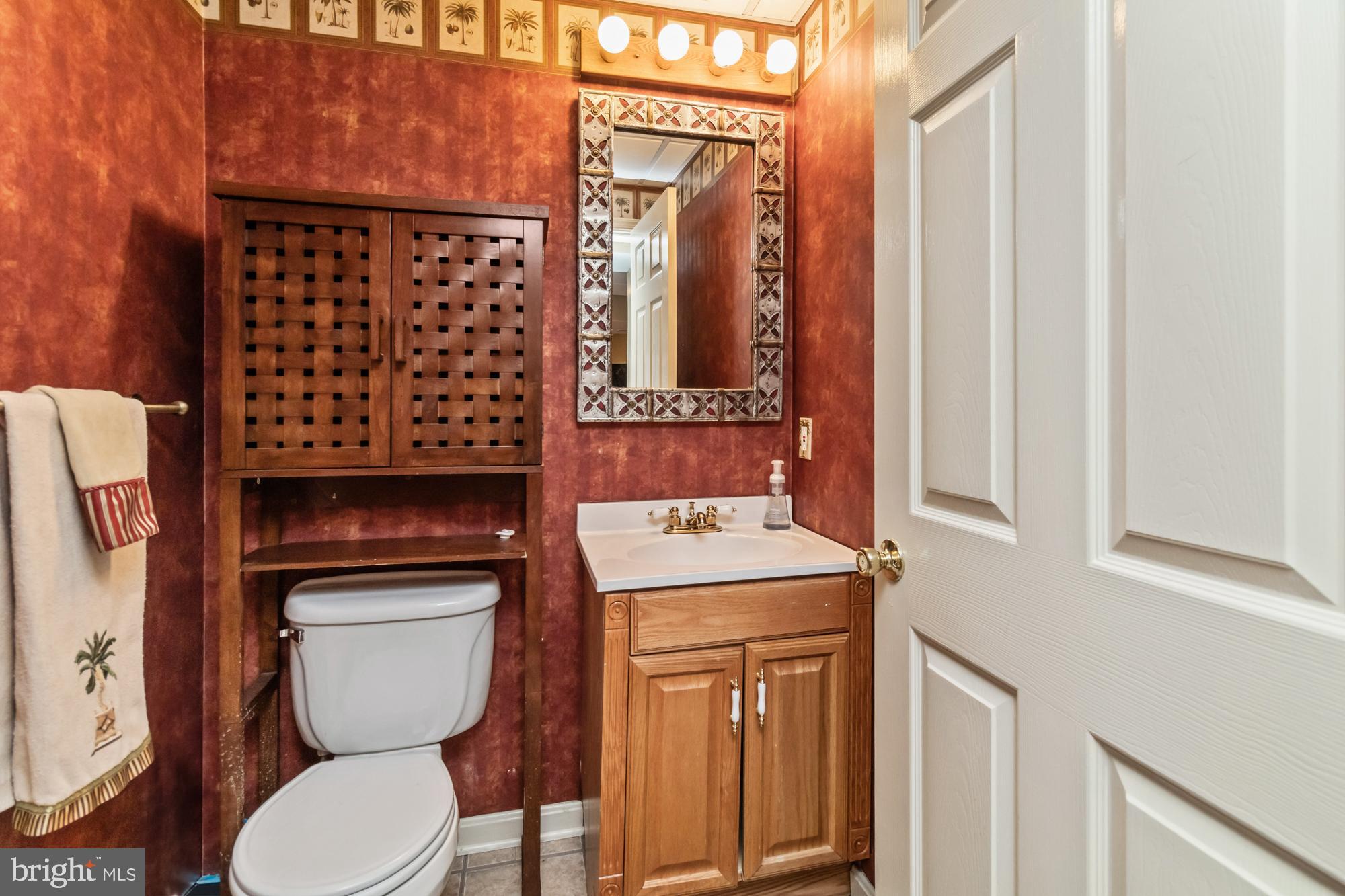 SADDLE RIDGE - Residential