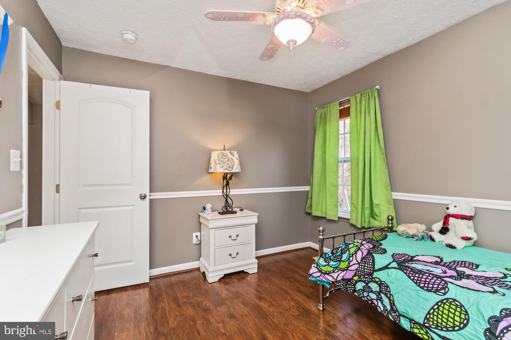 SADDLE RIDGE - Residential