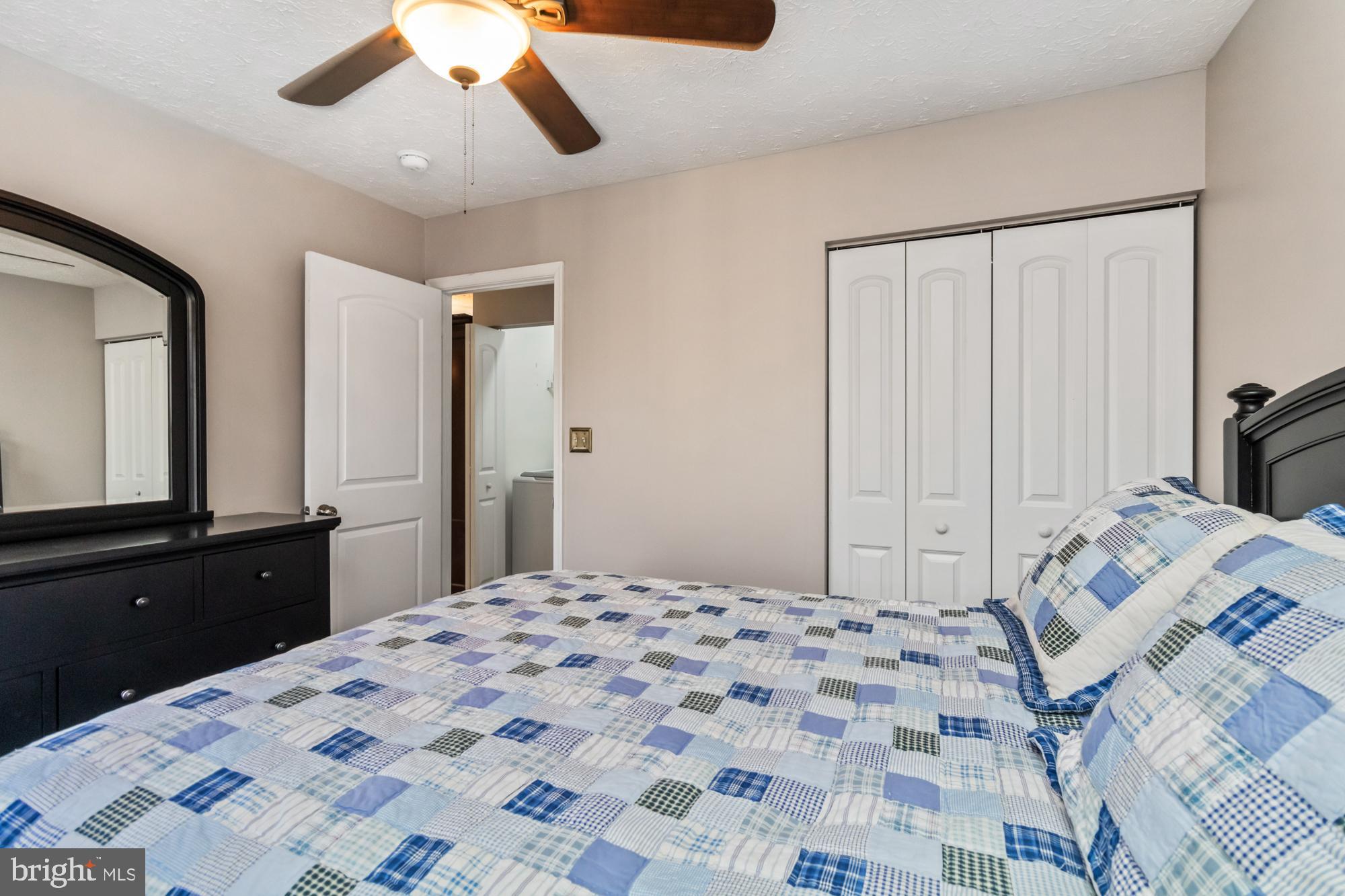 SADDLE RIDGE - Residential