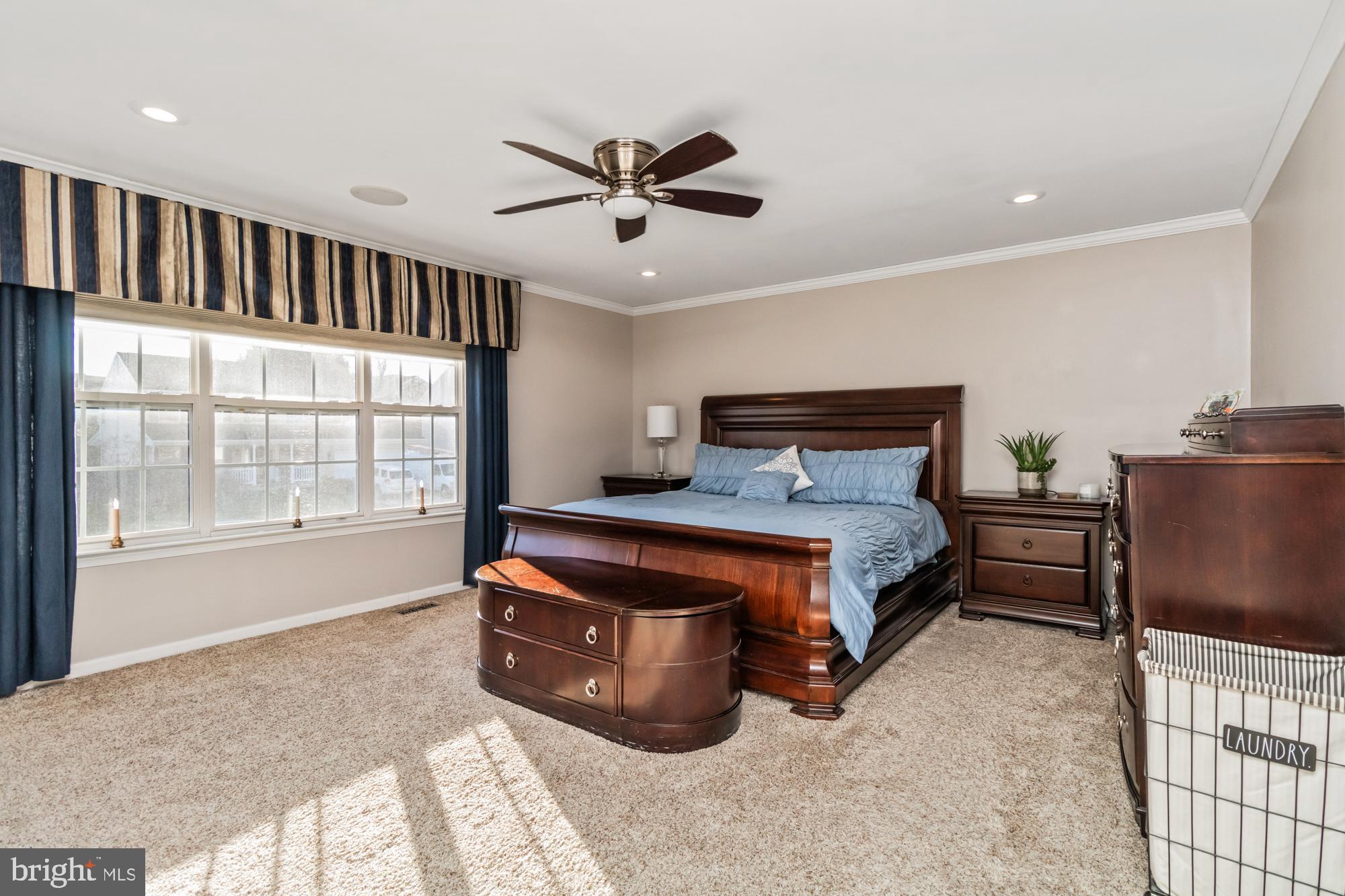 SADDLE RIDGE - Residential
