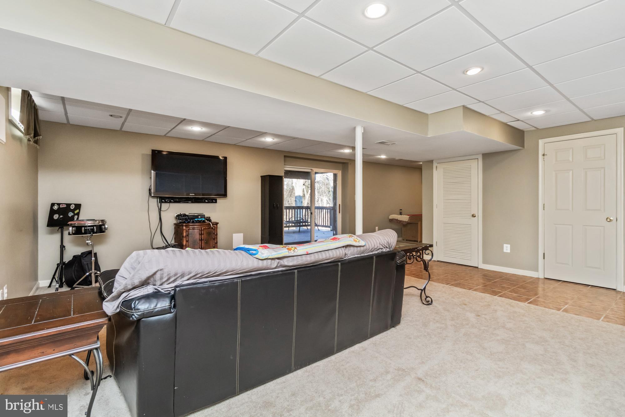 SADDLE RIDGE - Residential