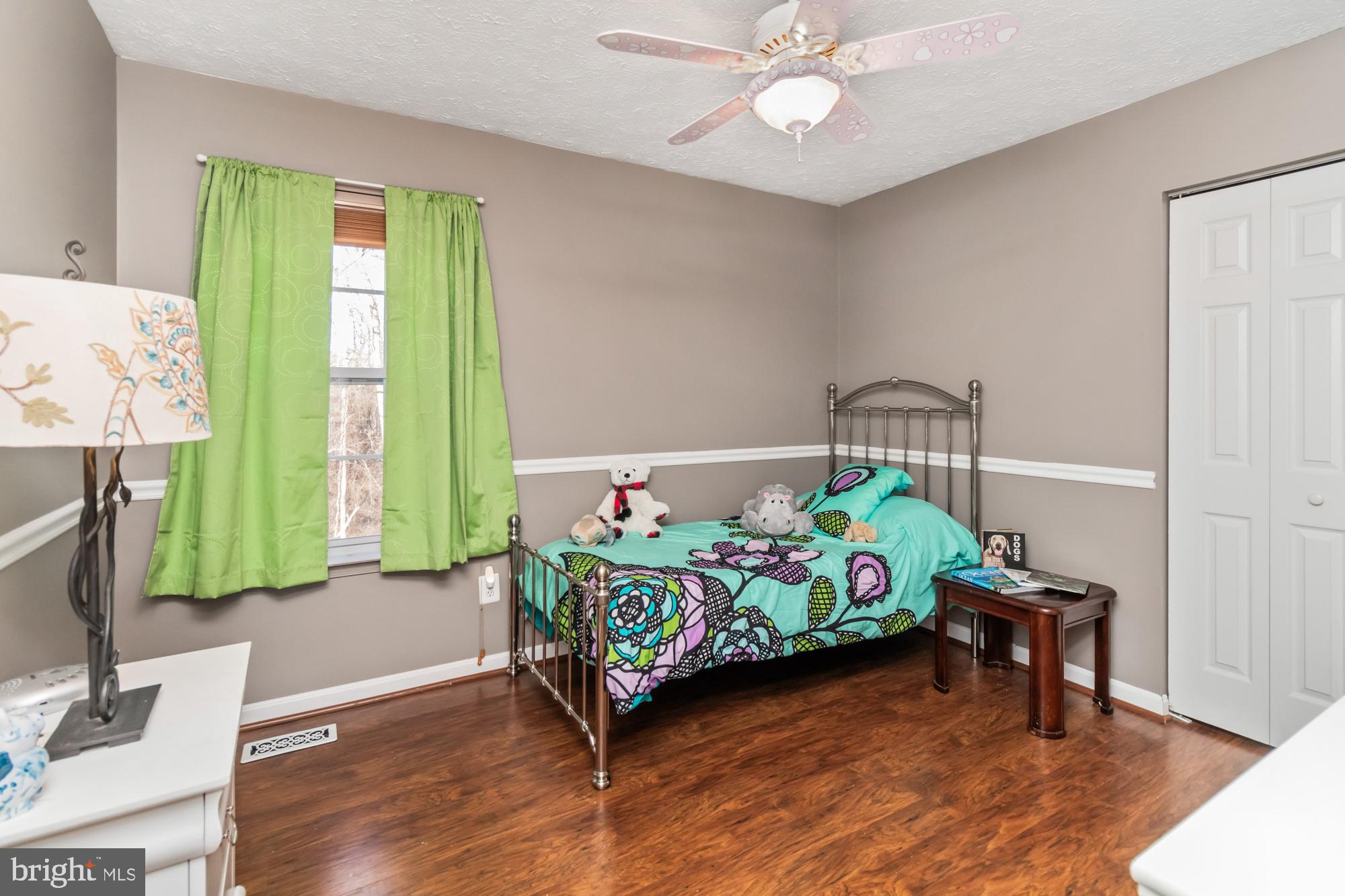 SADDLE RIDGE - Residential
