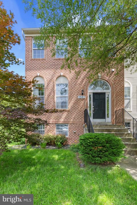 1562 FALLING BROOK COURT ODENTON MD 21113