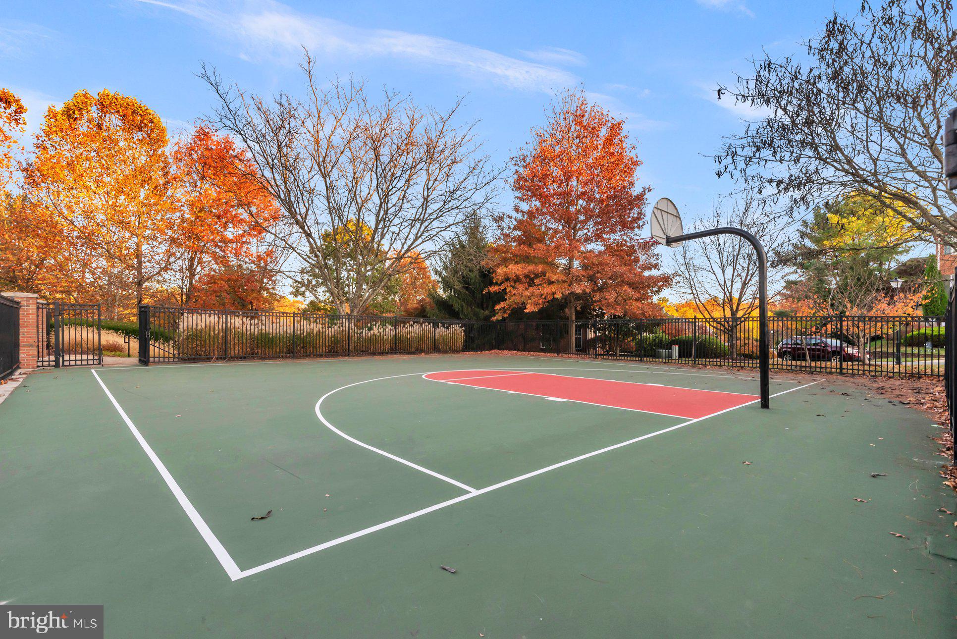 QUINCE ORCHARD PARK - Residential