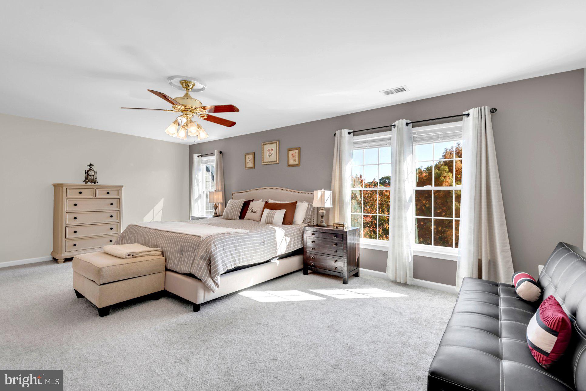 QUINCE ORCHARD PARK - Residential